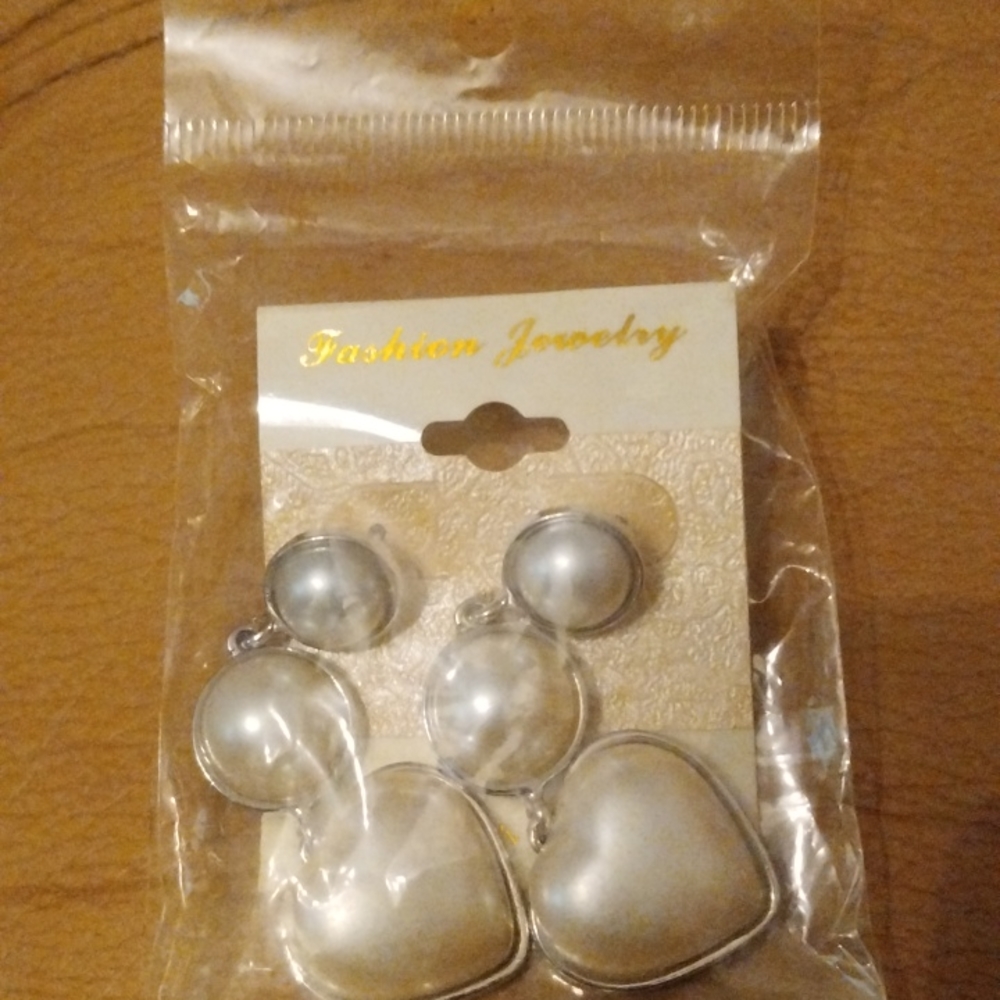 Fashion jewelry